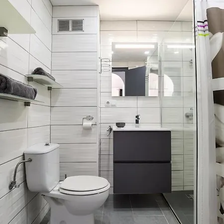 Leon Inmo Chanel - 15777 Apartment